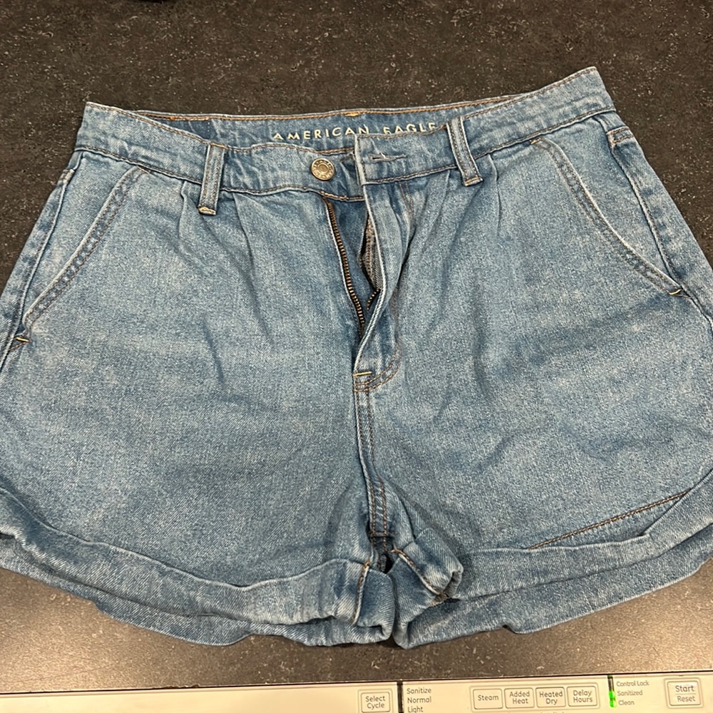 American Eagle Mom Shorts